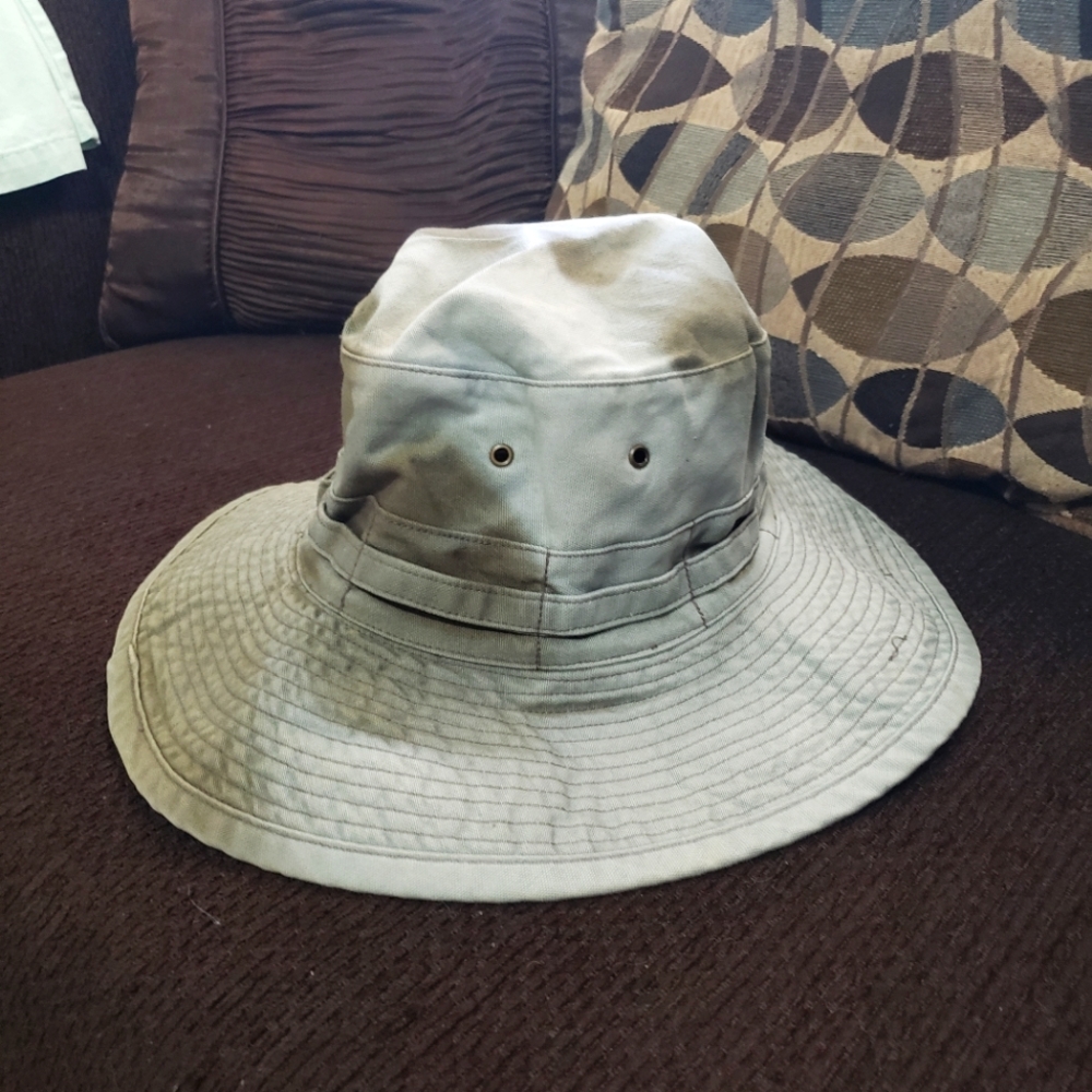 GAP Bucket Hat